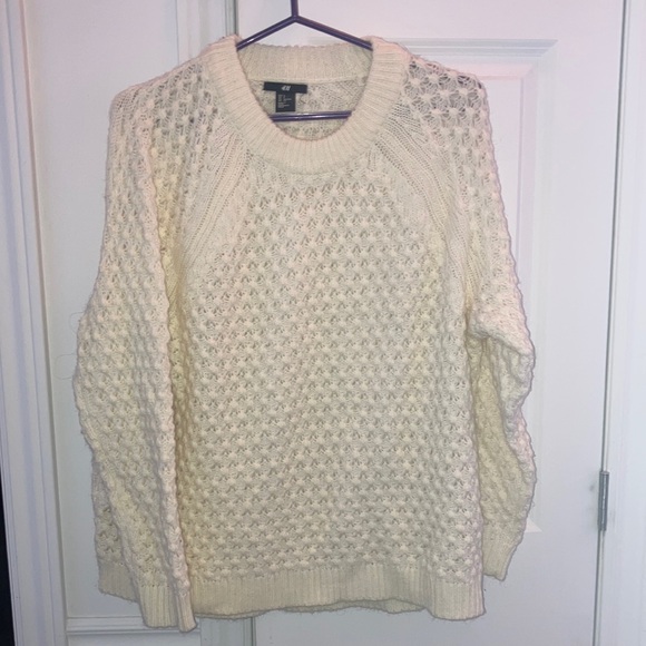 H&M Cream Sweater - Picture 5 of 10